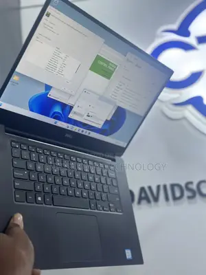 Laptop Dell Precision 5530 16GB Intel Core i7 SSD 512GB