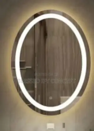 Quality 60x80 Mirror With 3 Light