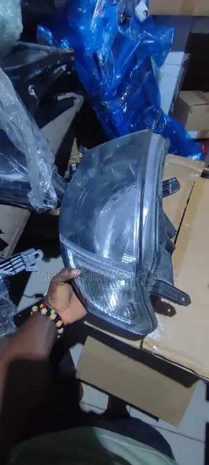 Set Head Lamp Mitsubishi L200 2013 Model