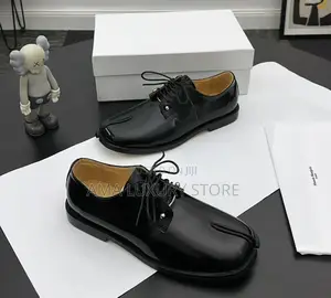 Maison Margiela Tabi Patent Leather Men's Designer Shoes