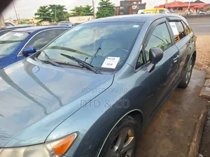 Toyota Venza 2010 Green