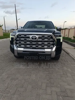 Toyota Tundra 1794 Edition CrewMax 4WD SB w/5.5' Bed (Hybrid) 2025