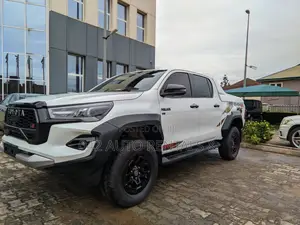 Toyota Hilux 2025 for Hire