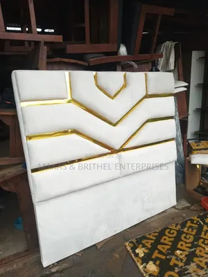 6/6 Beautiful Bedframe
