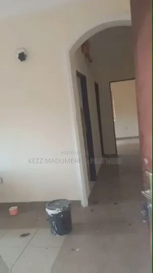 1bdrm Block of Flats in Apo Resettlement for rent