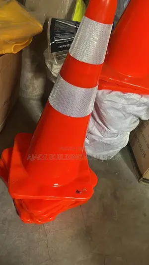 75cm 100% Rubber Safety Cone
