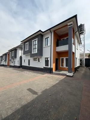 4bdrm Duplex in Lifecamp, Abuja for sale