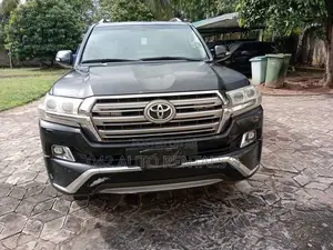 Toyota Landcruiser for Hire