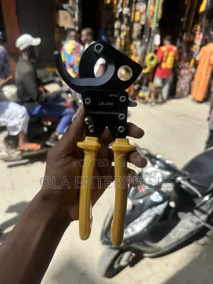 Ratchet Cable Cutter (Lk-240)