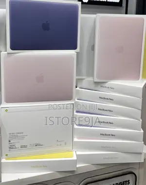 New Laptop Apple MacBook 8GB Apple M4 SSD 256GB