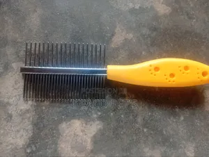 Combing Brush