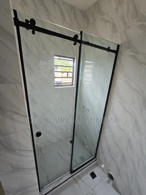 Modern 10mm Tempered Glass Shower Cubicle With Black Accessories Lagos