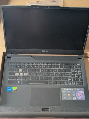New Laptop MSI Cyborg 15 16GB Intel Core i5 SSD 512GB