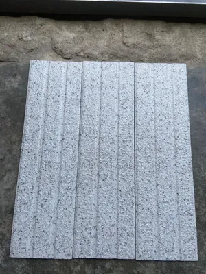 Outside Wall Tiles High Quality Pilier
