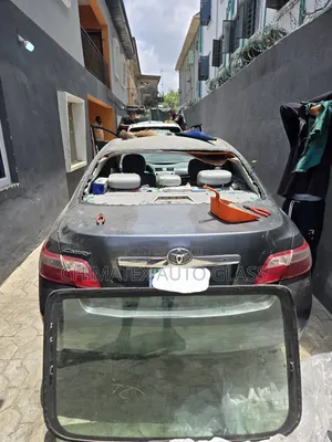 Toyota Camry Muscle 2007 Back Glass Available Installed
