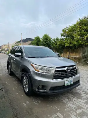 Toyota Highlander for Hire