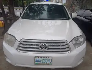 Toyota Highlander for Hire