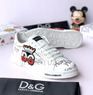D G Exclusive Luxury White Color Shoe