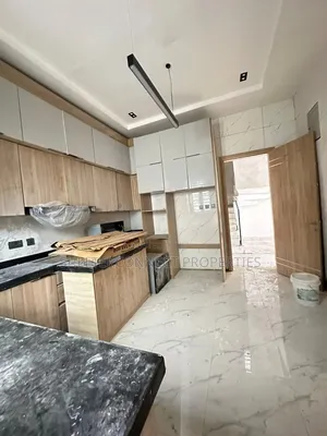 4bdrm Duplex in Lekki Expressway for rent