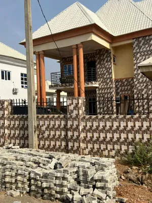 5bdrm Duplex in Police Housing, Kurudu for sale