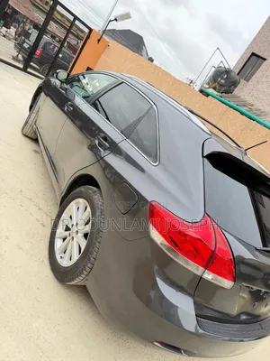Toyota Venza 2010 Gray