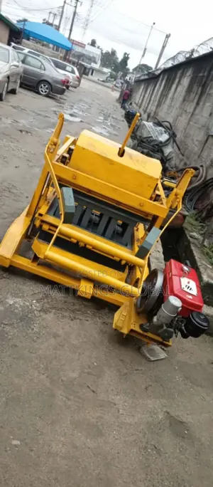 Block Moulding Machine