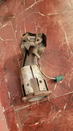 Back Engine Catalyst for Nissan Murano 2004 /2006 Model