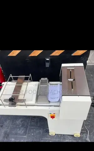 Dough Moulder