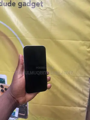 Apple iPhone 15 128 GB Pink