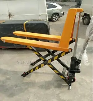 Scissors Lift Pallet Type