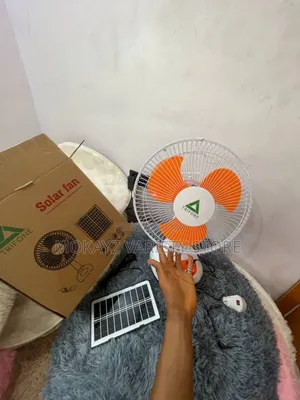 12inches Trifone Quality Rechargeable Solar Table Fan With Bulb