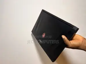 Laptop MSI GF62 8RD 16GB Intel Core i5 HDD+SSD 256GB