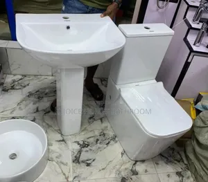 High-Quality Square Water Closet Toilet and Wash Hand Basin Set