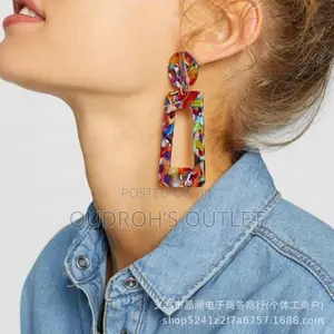 Ear Rings for Classic Chicks