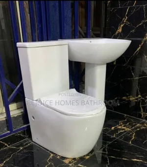 Executive Round Water Closet Toilet and Pedestal Wash Basin Set