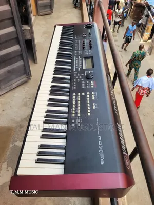 Yamaha Moxf8