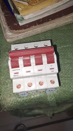 100amps Breaker 3 Pole for Electrical Purposes Get From Powerline Glob