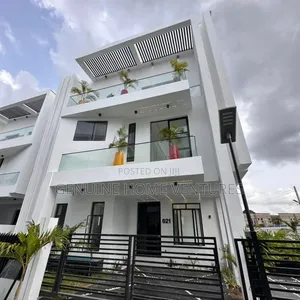 5bdrm Duplex in Orchid, Chevron for sale