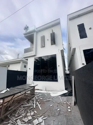 4bdrm Duplex in Igbo-efon for sale
