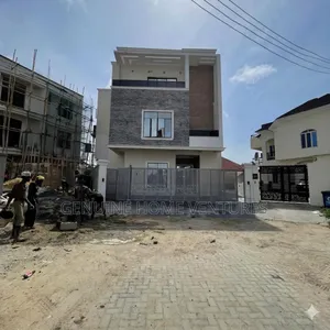 6bdrm Duplex in Lekki Phase One for sale