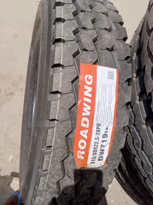 Road Wing 315/80 R 22.5
