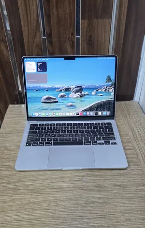 Laptop Apple MacBook Air 2022 M2 16GB Apple M2 SSD 512GB