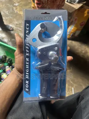 Ratchet Cable Cutter
