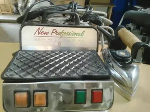 As Good as New Industrial Pony Baby Steam Iron in Perfect Condition