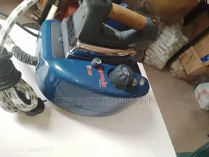 Very Neat Vaporella Industrial Steam Iron Like New Working Perfectly