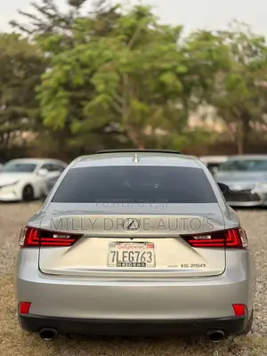 Lexus IS 250 4WD 2014 Silver