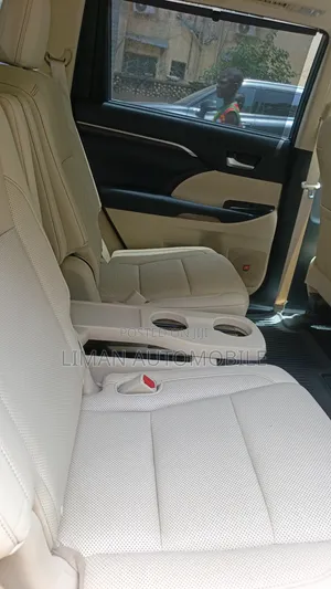 Toyota Highlander Limited 4x4 V6 (3.5L 6cyl 8A) 2018 Burgundy
