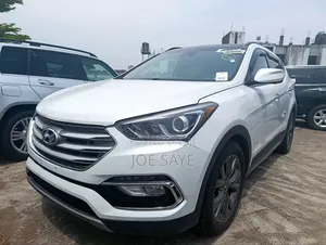 Hyundai Santa Fe 2017 White