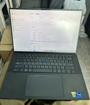 Laptop Dell Precision 5560 16GB Intel Core i7 SSD 512GB
