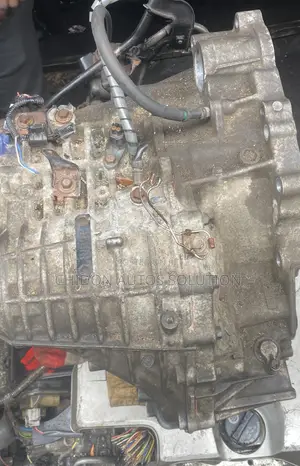 Toyota Sienna 2005 Gearbox ( V6 2wheel )
